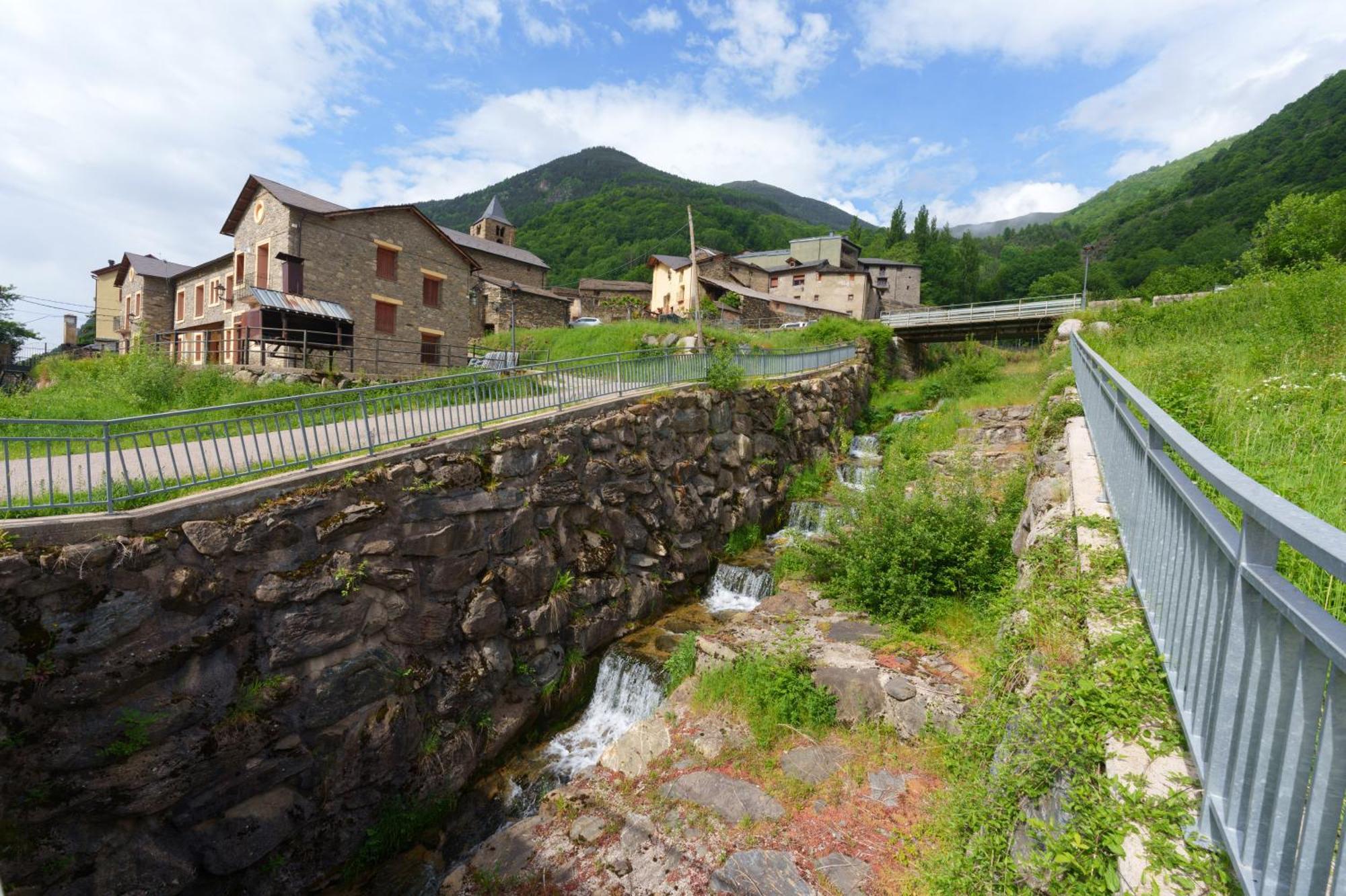 Apartament Vega - Vall Fosca - L'Amfitriona Espuy Buitenkant foto
